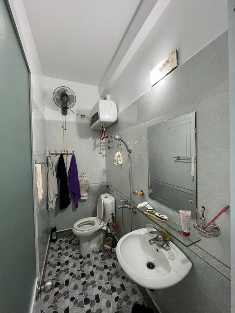 Bán nhà 4 tầng ngõ đường Nguyễn Công Hoà, quận Lê Chân, Hải Phòng.